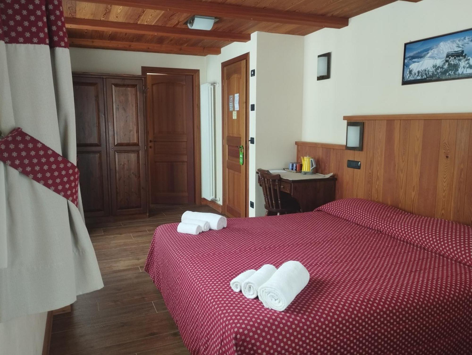 Villa Americana Chambres D'Hotes Champoluc Dış mekan fotoğraf