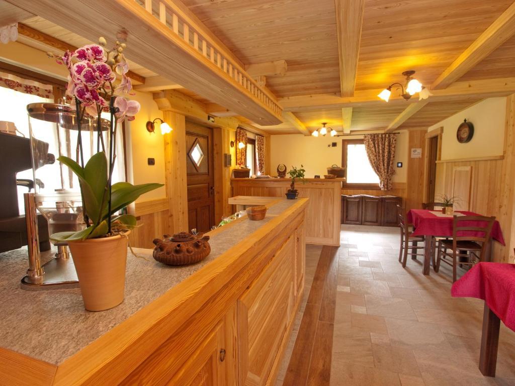 Villa Americana Chambres D'Hotes Champoluc Dış mekan fotoğraf