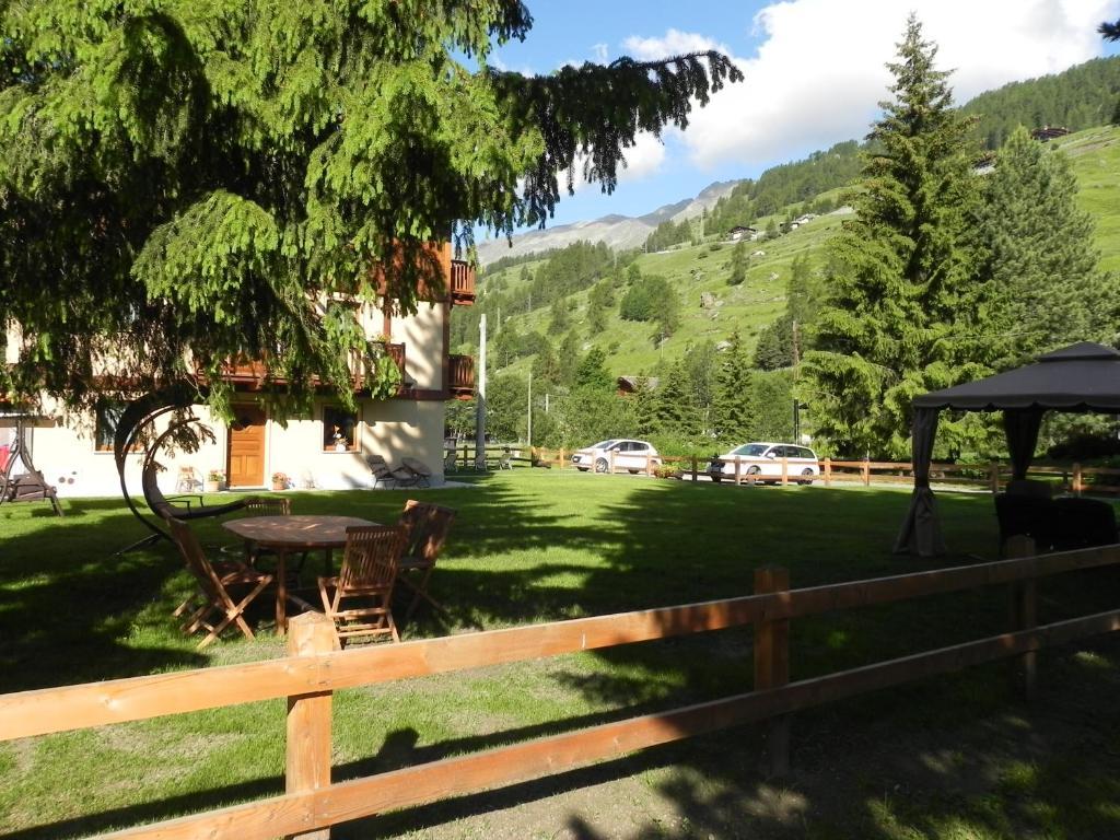 Villa Americana Chambres D'Hotes Champoluc Dış mekan fotoğraf