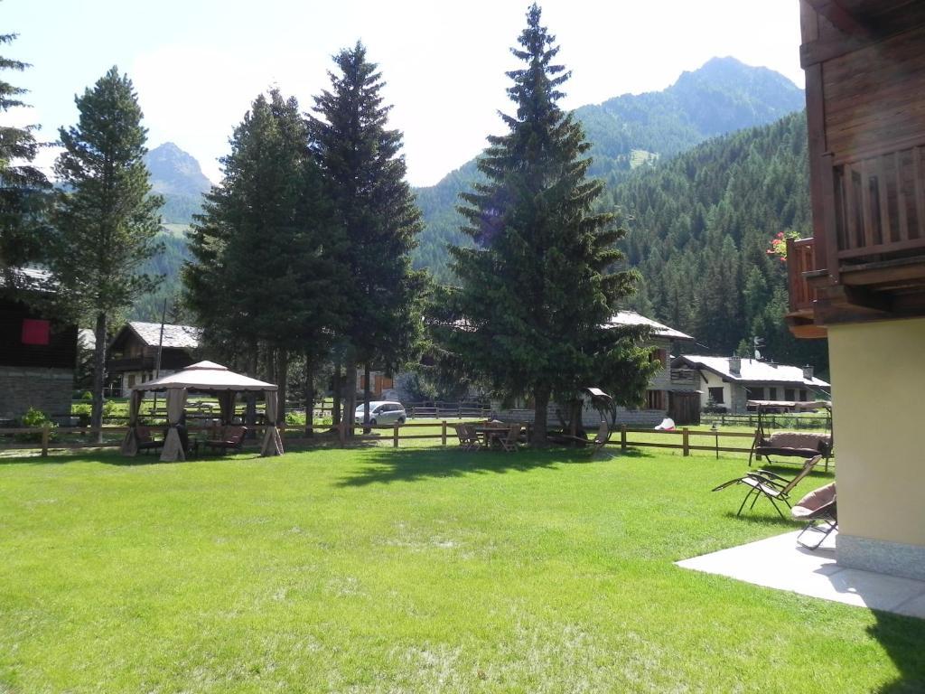 Villa Americana Chambres D'Hotes Champoluc Dış mekan fotoğraf