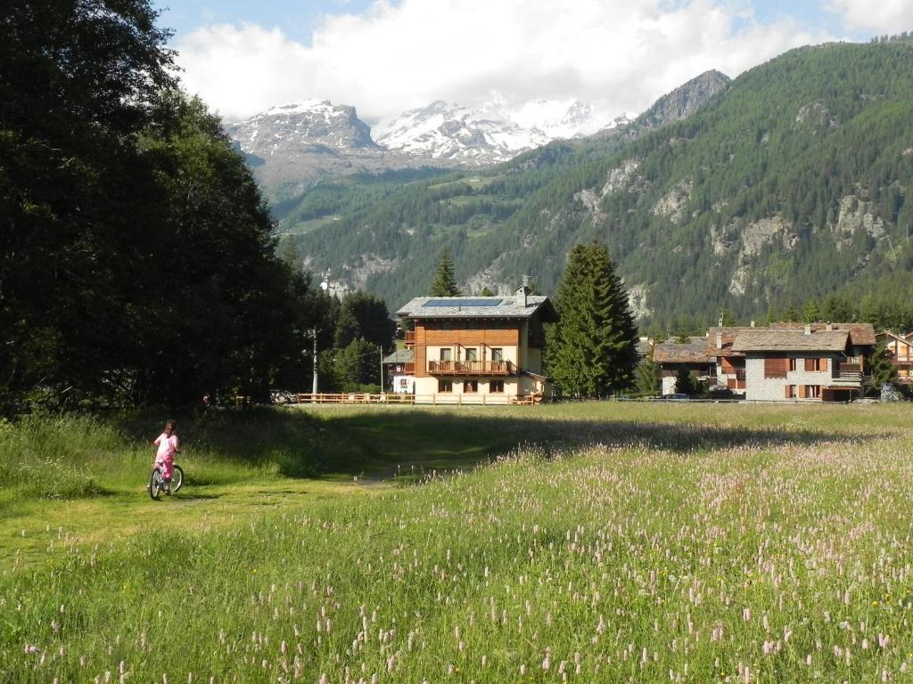 Villa Americana Chambres D'Hotes Champoluc Dış mekan fotoğraf