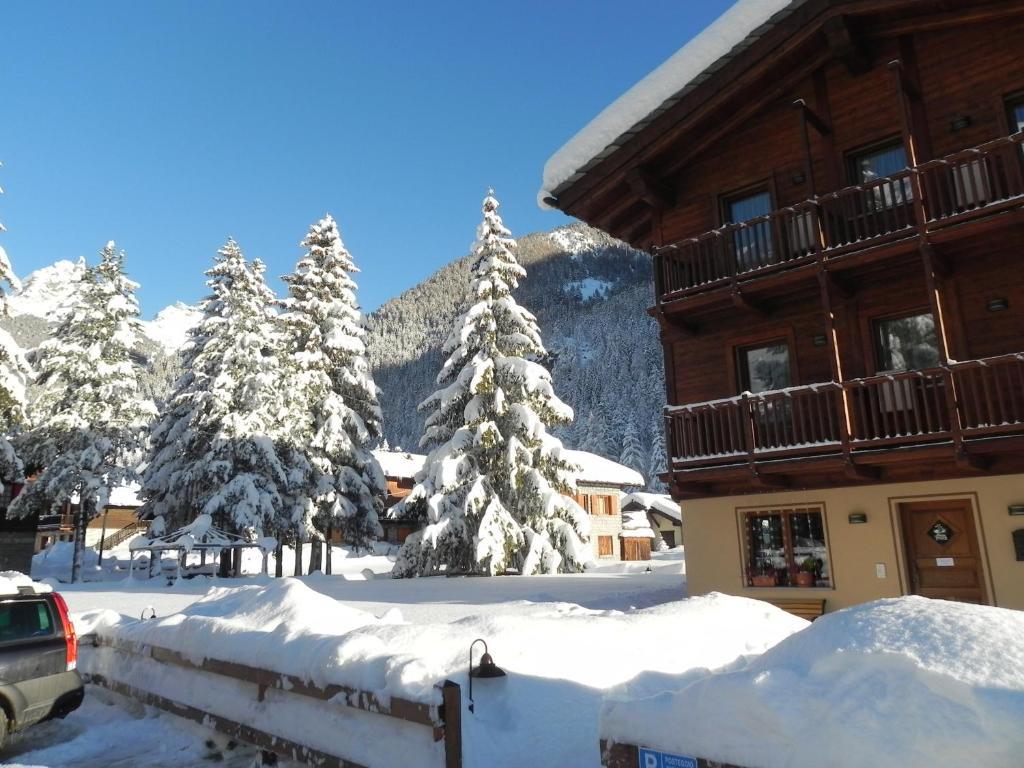 Villa Americana Chambres D'Hotes Champoluc Dış mekan fotoğraf