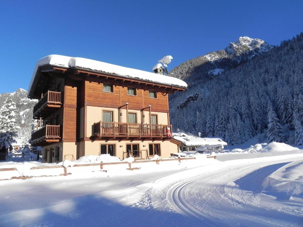 Villa Americana Chambres D'Hotes Champoluc Dış mekan fotoğraf